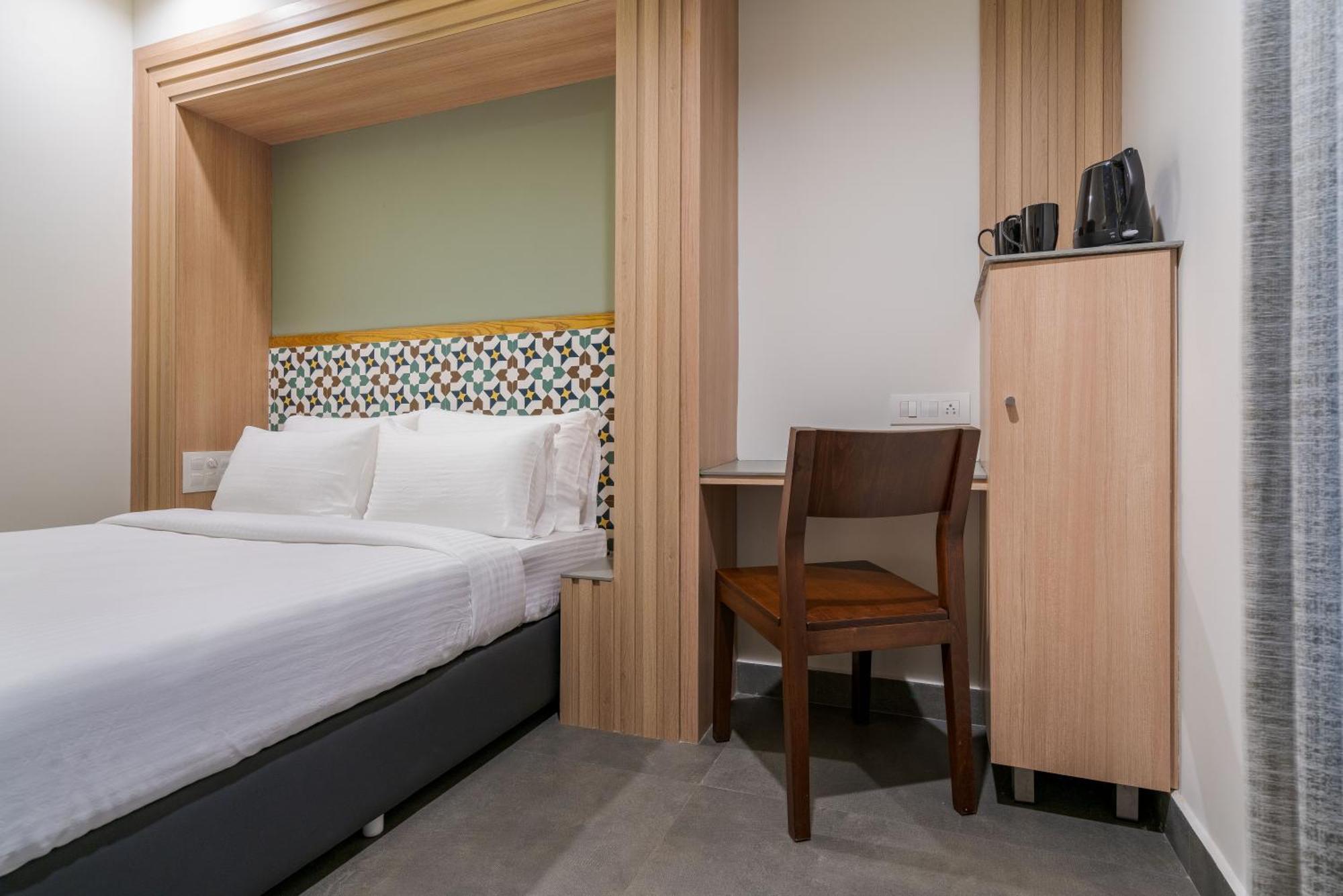 Aryaas Regent Hotell Kochi Eksteriør bilde